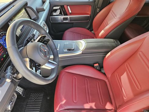 Certified 2025 Mercedes-Benz G 580 w/ EQ Technology image 14