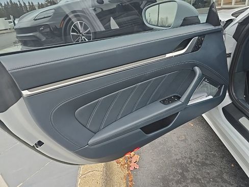 Used 2023 Porsche 911 Turbo S image 17