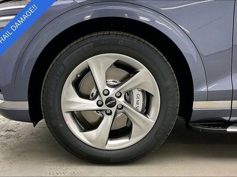 New 2026 Genesis GV70 2.5T AWD/4WD image 33