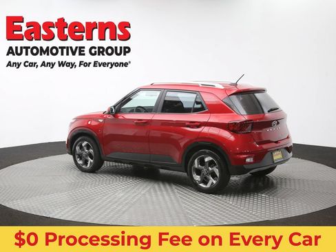 Used 2023 Hyundai Venue Limited FWD image 63