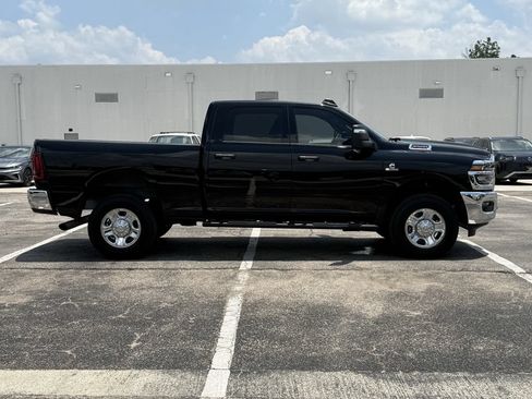 Used 2026 RAM 2500 Tradesman AWD/4WD image 4