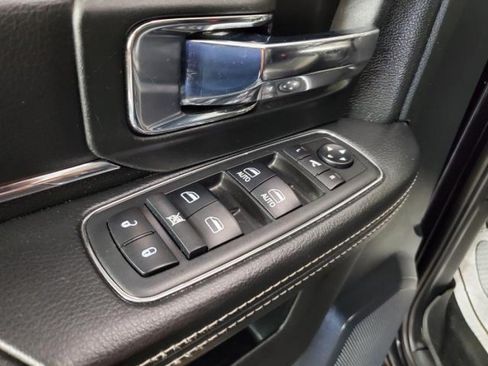 Used 2017 RAM 1500 Laramie AWD/4WD image 13