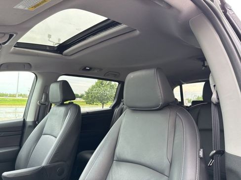 Used 2023 Honda Odyssey EX-L image 9