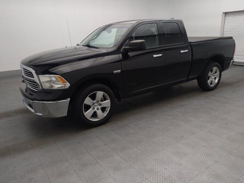 Used 2014 RAM 1500 Classic SLT RWD image 2
