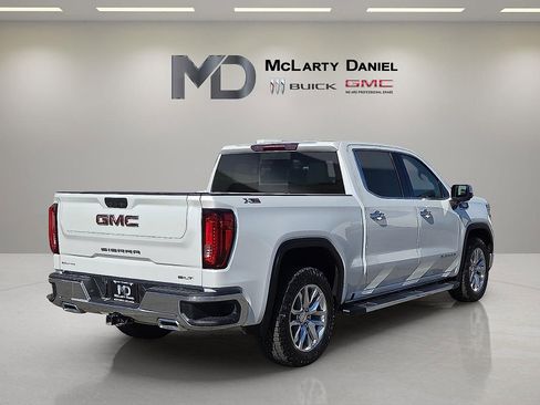 Used 2021 GMC Sierra 1500 SLT w/ SLT Premium Package image 5