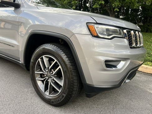 Used 2019 Jeep Grand Cherokee Limited w/ Luxury Group II AWD/4WD image 57