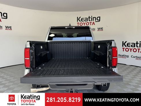 Certified 2026 Toyota Tacoma SR5 AWD/4WD image 19