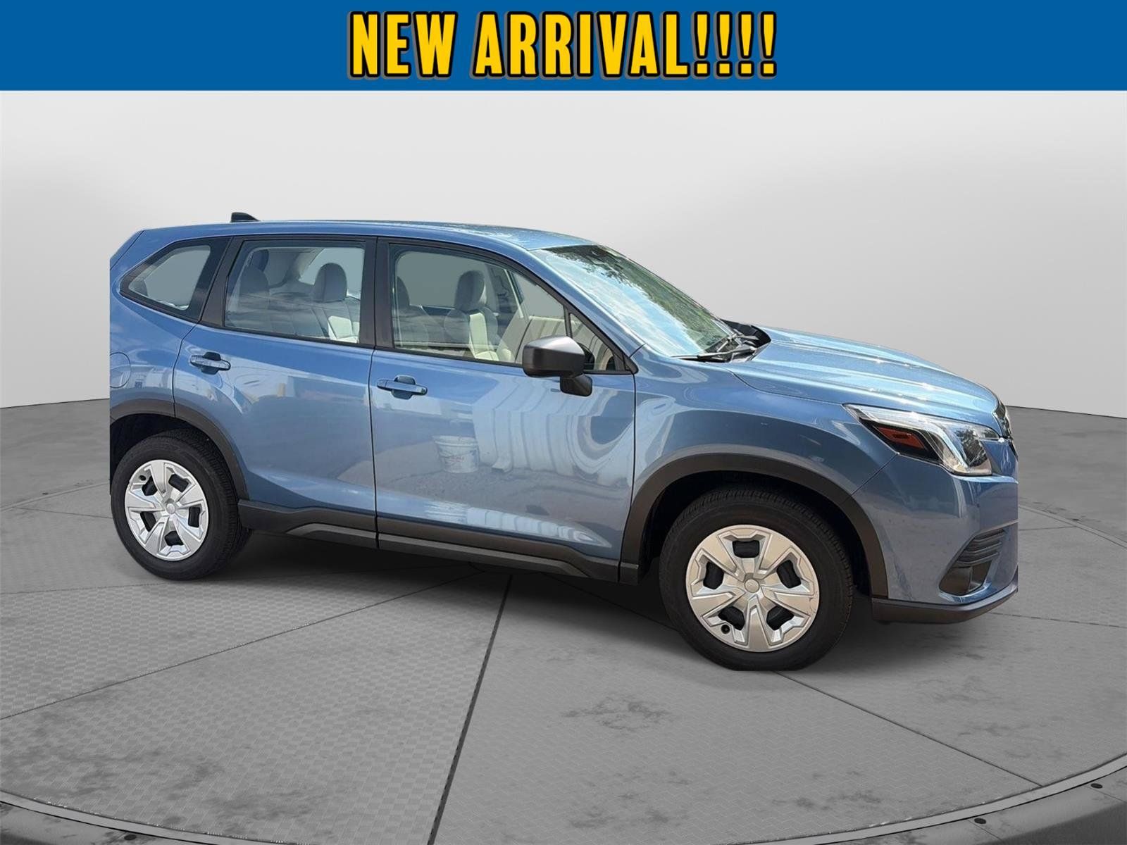 Used 2024 Subaru Forester AWD/4WD image 3
