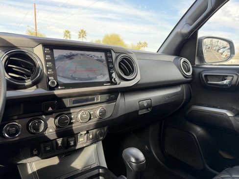 Used 2022 Toyota Tacoma 4x4 Double Cab image 21