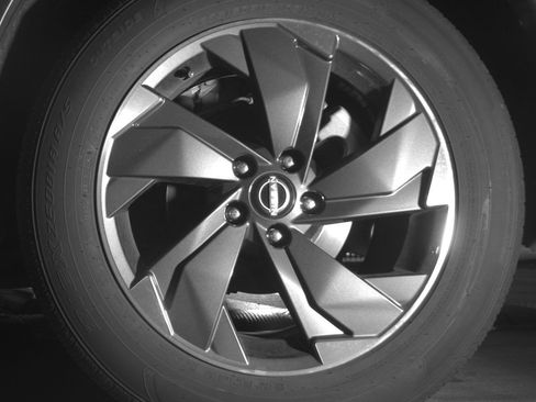 Used 2025 Nissan Rogue SV image 14