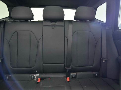 Used 2024 BMW X3 sDrive30i w/ M Sport Package RWD image 9