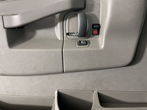 Used 2016 Chevrolet Express 3500 LT w/ LT Preferred Equipment Group image 21