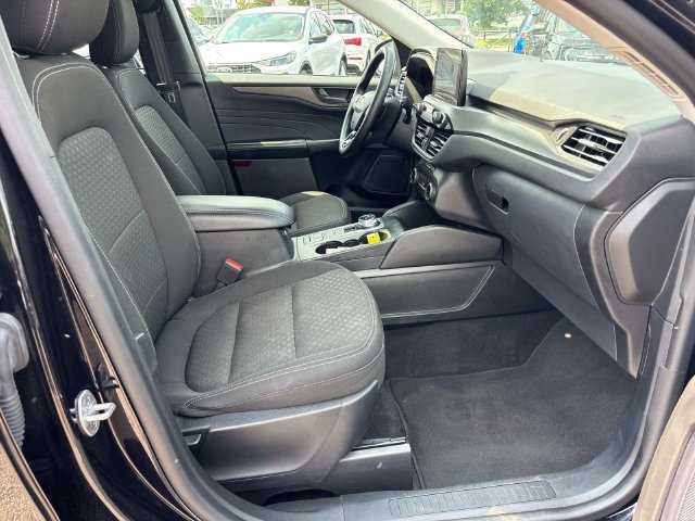 Used 2024 Ford Escape Active AWD/4WD image 21