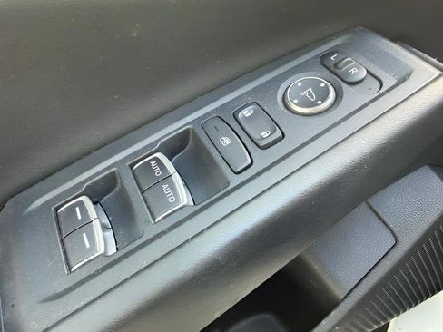 Used 2023 Honda Accord EX image 24