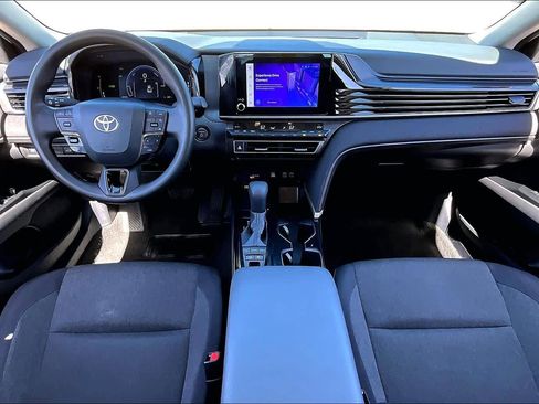 Used 2025 Toyota Camry LE FWD image 15
