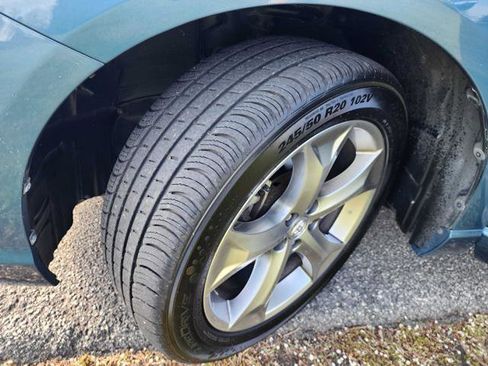 Used 2012 Toyota Venza XLE image 9