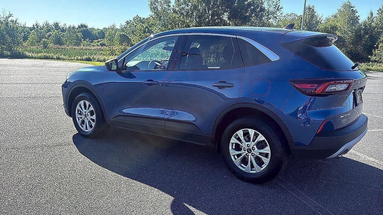 Used 2023 Ford Escape Active AWD/4WD image 10