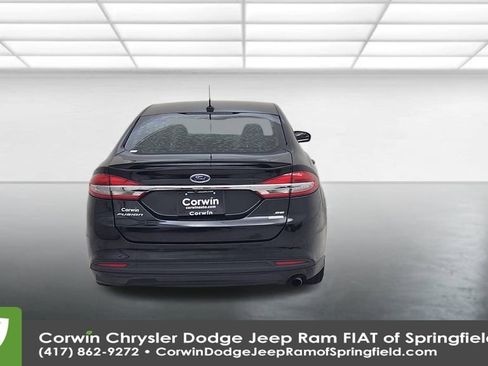 Used 2018 Ford Fusion SE w/ Equipment Group 201A image 14