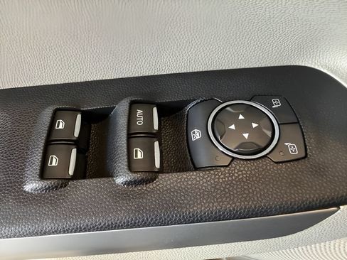 Certified 2018 Ford EcoSport S FWD image 15