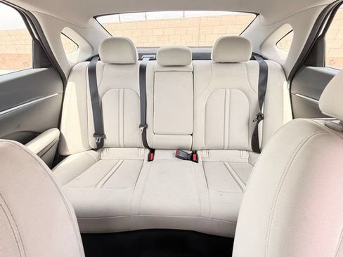 Used 2025 Hyundai Sonata SEL FWD image 16