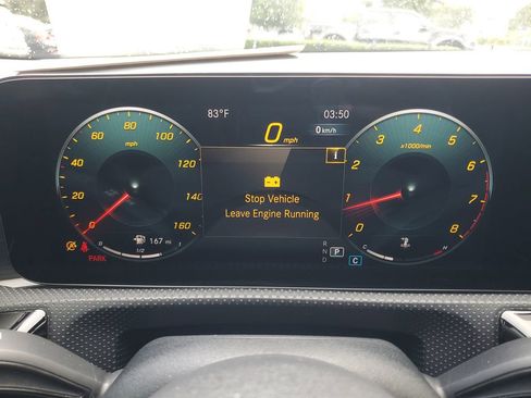 Used 2021 Mercedes-Benz CLA 250 4MATIC image 31