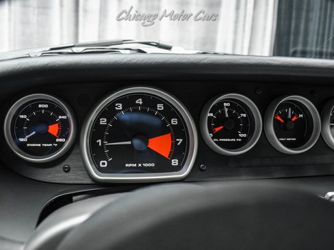 Used 2005 Ford GT image 10