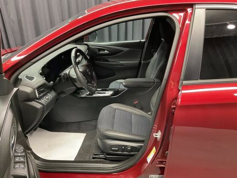 Used 2024 Buick Envista Preferred w/ Convenience I Package image 9