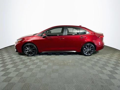 Certified 2026 Toyota Corolla SE FWD image 5