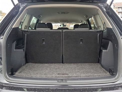 Used 2023 Volkswagen Atlas SE image 29
