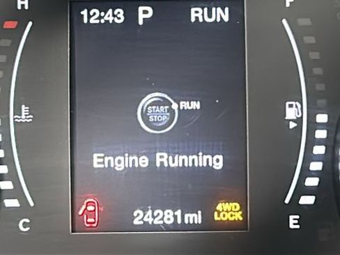 Used 2021 Jeep Renegade Sport AWD/4WD image 18