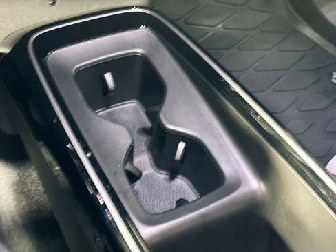 Certified 2024 Volkswagen ID.4 2WD image 15