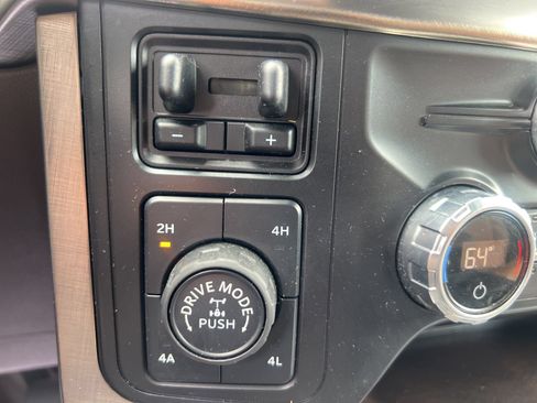 Used 2021 Ford F150 King Ranch w/ Equipment Group 601A High AWD/4WD image 39