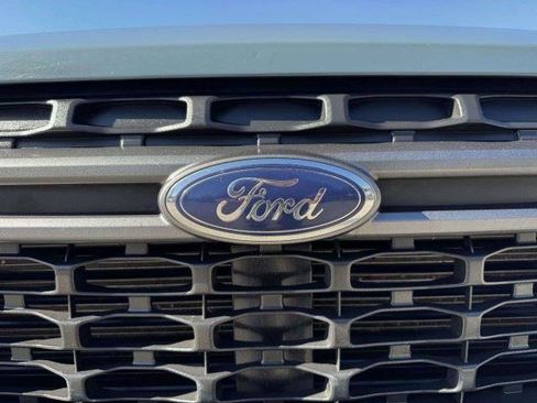 Used 2022 Ford Maverick XLT FWD image 14