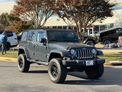Used 2018 Jeep Wrangler Unlimited Sahara w/ Connectivity Group