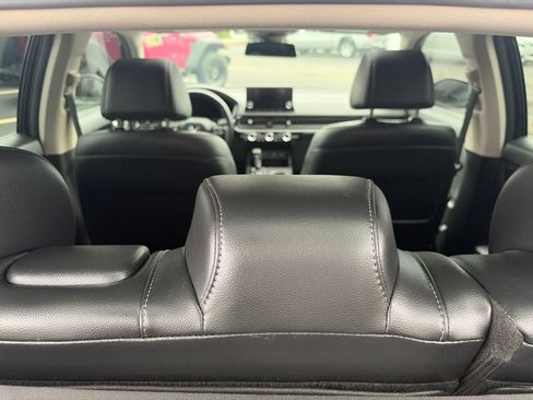 Used 2024 Honda Civic EX-L image 15
