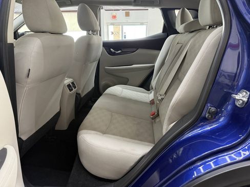 Used 2019 Nissan Rogue Sport FWD image 14