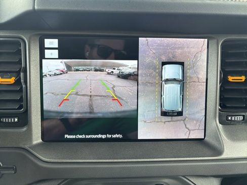 Used 2024 Ford Bronco Badlands image 26