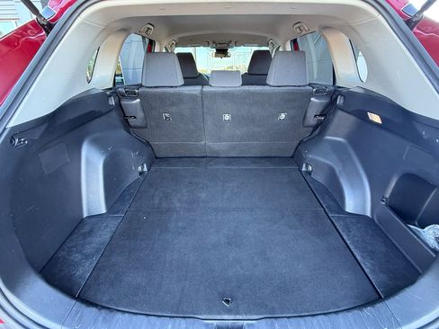 Used 2023 Toyota RAV4 LE image 17