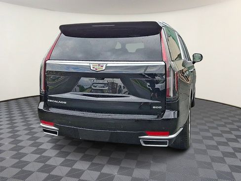 Used 2024 Cadillac Escalade Premium Luxury Platinum AWD/4WD image 7