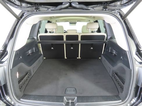 Certified 2023 Mercedes-Benz GLB 250 image 28