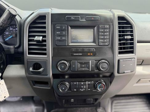 Used 2019 Ford F250 XL w/ Power Equipment Group RWD image 18