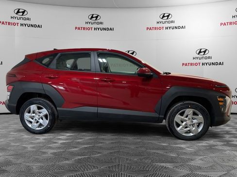 New 2026 Hyundai Kona SE image 2