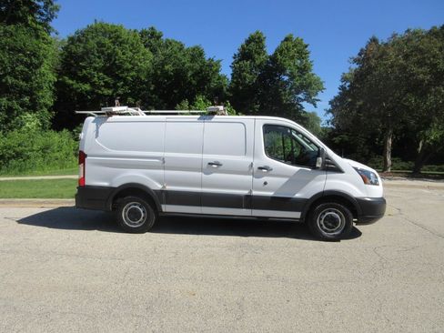Used 2015 Ford Transit 150 130 Low Roof RWD image 5