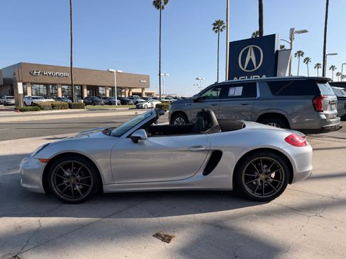 Used 2015 Porsche Boxster image 9