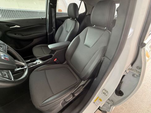 Used 2025 Buick Encore GX Preferred FWD image 35