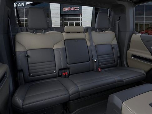 New 2026 GMC Hummer EV 4x4 Crew Cab image 17