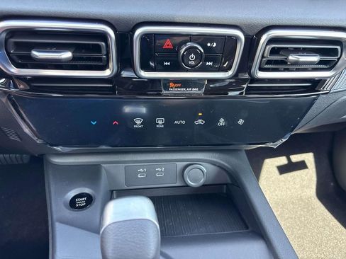 New 2026 Nissan Sentra SV FWD image 11