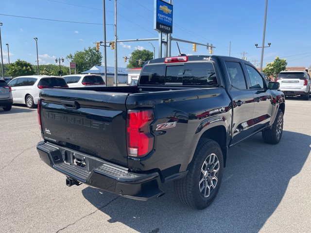 Used 2024 Chevrolet Colorado Z71 w/ Z71 Convenience Package 2 AWD/4WD image 3