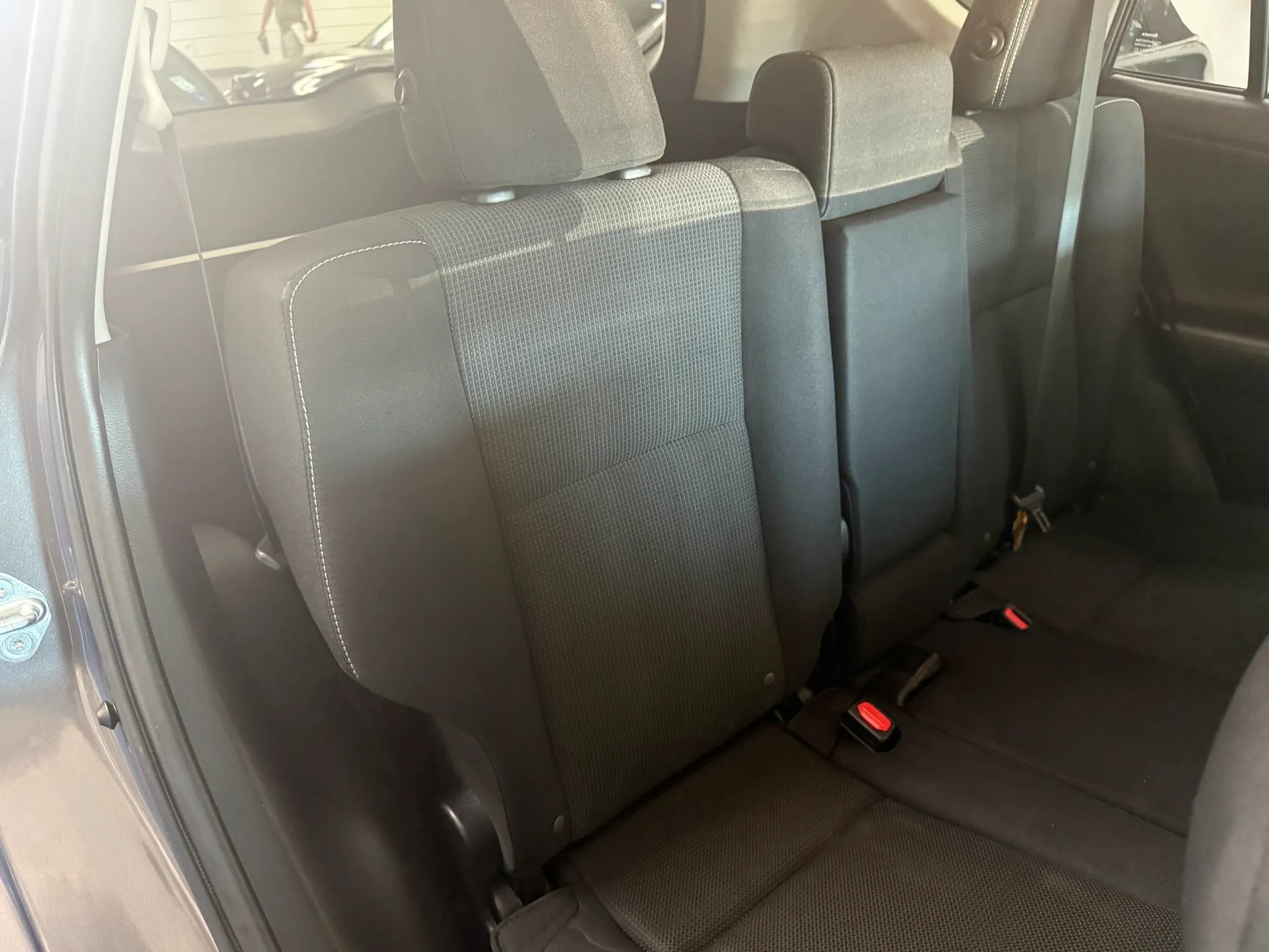 Used 2018 Toyota RAV4 XLE AWD/4WD image 12