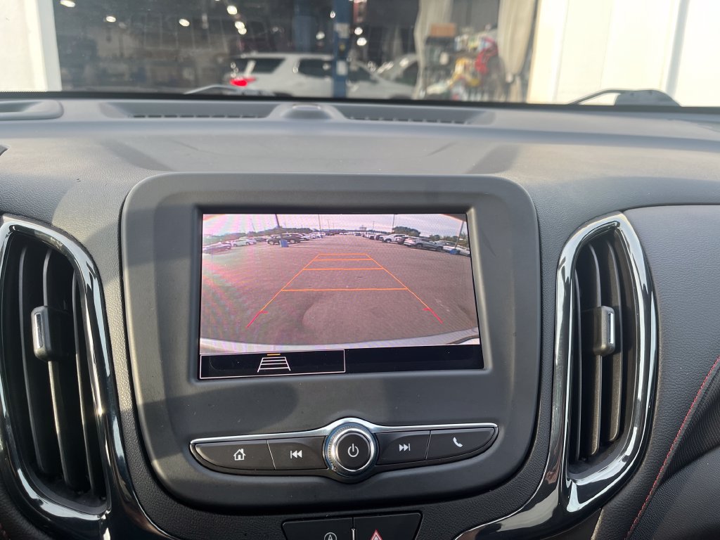 Used 2023 Chevrolet Equinox RS w/ LPO, Floor Liner Package AWD/4WD image 22